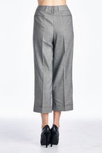 Larry Levine SPT Stretch Capris - WholesaleClothingDeals - 3